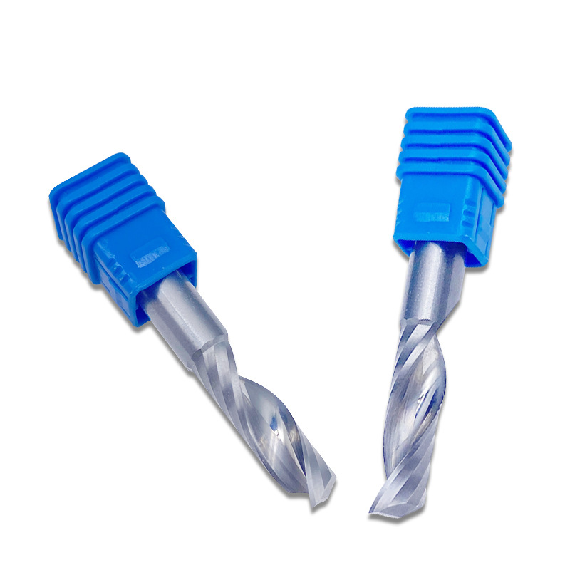 Hogyan válasszunk PCD és MCD eszközök között?